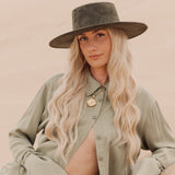 CORONADO LOCKET NECKLACE GOLD