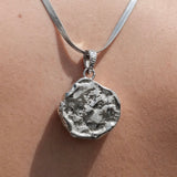 CORONADO LOCKET NECKLACE SILVER