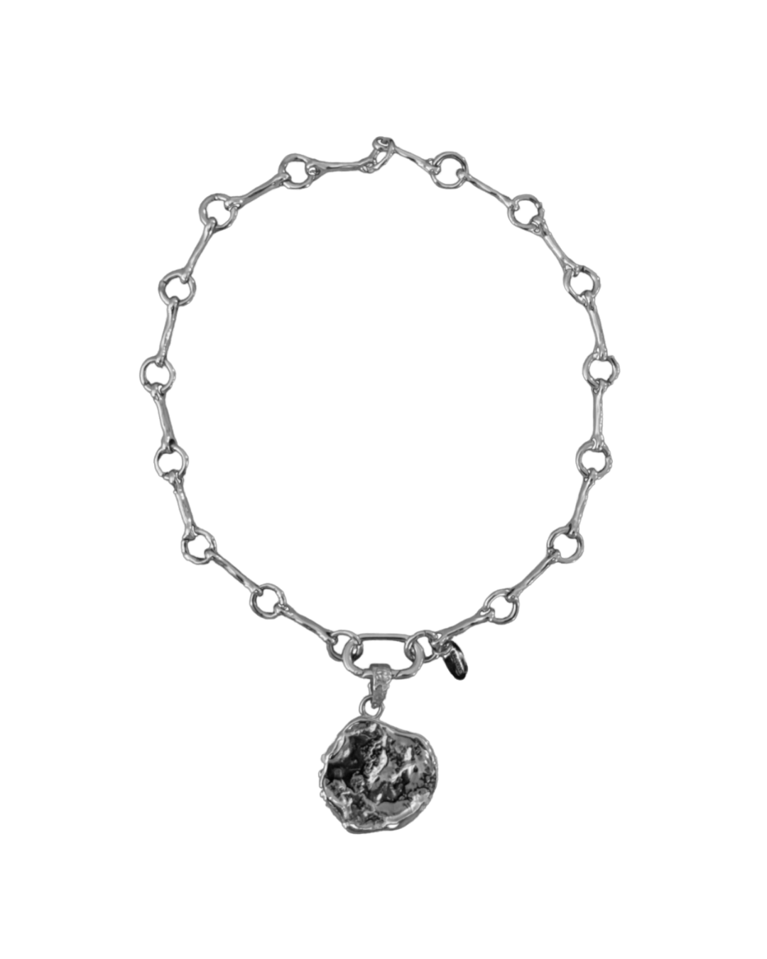 ZAHARA LOCKET NECKLACE SILVER – Olive Club